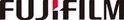 FUJIFILM logo met rode en zwarte letters.