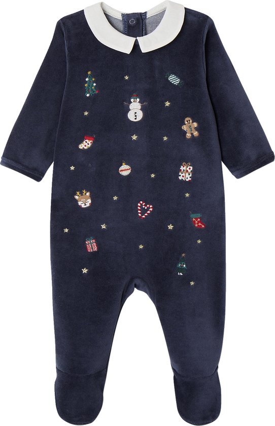 Pyjama en velours bleu marine orné de motifs de Noël: bonhomme de neige, sapin, pain d'épice. Col blanc.