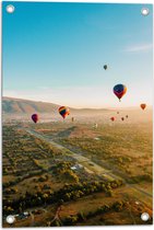 WallClassics - Poster de jardin - Montgolfières flottant dans les airs - 40x60 cm Photo sur poster de jardin (décoration murale pour extérieur et intérieur)