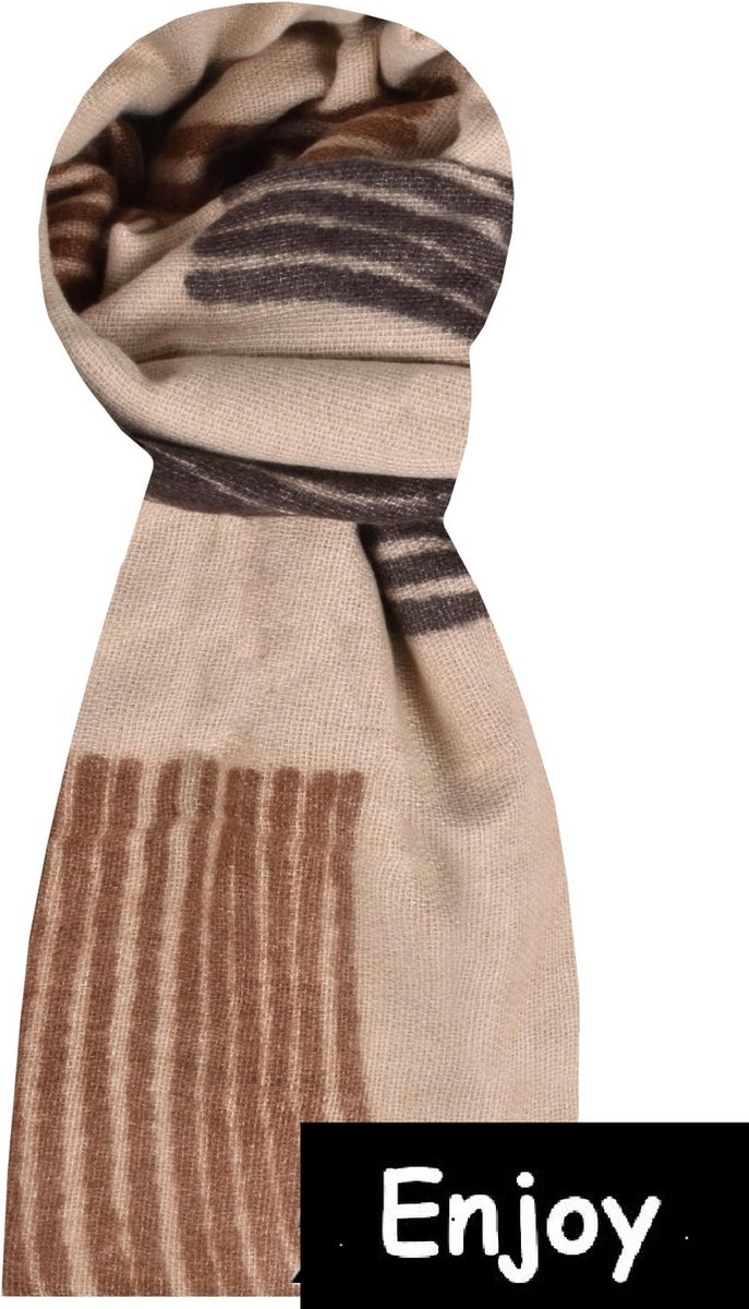 Sjaal-natuurlijke materialen -beige -langwerpig -warme -niet te dikke sjaal .
