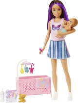 Barbie Skipper Babysitter - Barbiepop - Slaperige baby en wieg