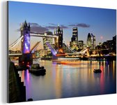 Wanddecoratie Metaal - Aluminium Schilderij Industrieel - Londen - Tower Bridge - Engeland - 150x100 cm - Dibond - Foto op aluminium - Industriële muurdecoratie - Voor de woonkamer/slaapkamer