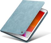 Casemania Hoes Geschikt voor Apple iPad 5 - 9.7 inch (2017) Aqua Blue - Book Cover