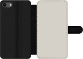 Bookcase Geschikt voor iPhone 7 telefoonhoesje - Grijs - Licht - Herfst - Met vakjes - Wallet case met magneetsluiting