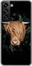 Geschikt voor Samsung Galaxy S22 Plus hoesje - Schotse hooglander - Dier - Flora - Siliconen Telefoonhoesje
