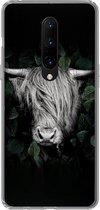 Geschikt voor OnePlus 7 Pro hoesje - Schotse hooglander - Bladeren - Portret - Siliconen Telefoonhoesje