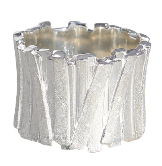 Schitterende Zilveren Brede Ring Art 19.75 mm. (maat 62) - Jonline