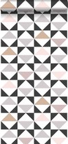 ESTAhome behangpapier grafische driehoeken wit, zwart, warm grijs en oudroze - 139094 - 0,53 x 10,05 m