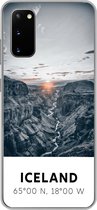Geschikt voor Samsung Galaxy S20 hoesje - IJsland - Zon - Bergen - Siliconen Telefoonhoesje