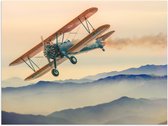 WallClassics - Poster Glanzend – Klein Vliegtuig boven Bergen - 40x30 cm Foto op Posterpapier met Glanzende Afwerking