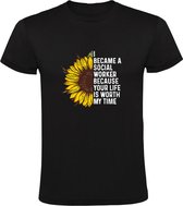 Social worker Heren T-shirt | maatschappelijk werker | sociaal werk | beroep | leven | bloem | Zwart