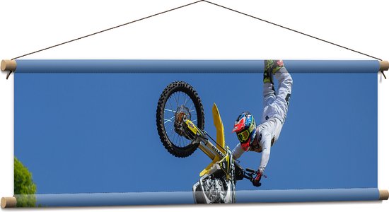 WallClassics - Textielposter - Stunt BMX'er in de Lucht - 90x30 cm Foto op Textiel