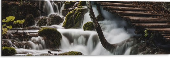 WallClassics - Dibond - Watervallen onder de Brug - 90x30 cm Foto op Aluminium (Met Ophangsysteem)