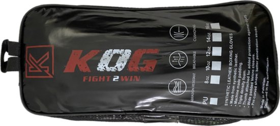 Zwarte tas met "KOG FIGHT2WIN" opdruk en specificaties van de bokshandschoenen.