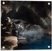 WallClassics - Tuinposter – Rivier onder de Bergen - 50x50 cm Foto op Tuinposter  (wanddecoratie voor buiten en binnen)