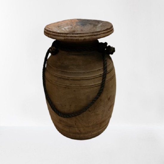 Pot Nepal Nepalese pot potten Vaas vazen oude pot potje bloembak