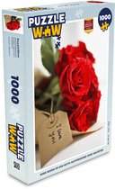 Puzzel Rode rozen op een witte achtergrond voor valentijn - Legpuzzel - Puzzel 1000 stukjes volwassenen