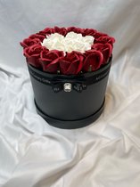 AG Luxurygifts flower box - rozen box - cadeau box - moederdag - liefde - cadeau - soap roses - luxe - luxe cadeau