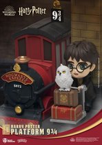 Harry Potter Beeld/figuur D-Stage PVC Diorama Platform 9 3/4 New Version 15 cm Multicolours