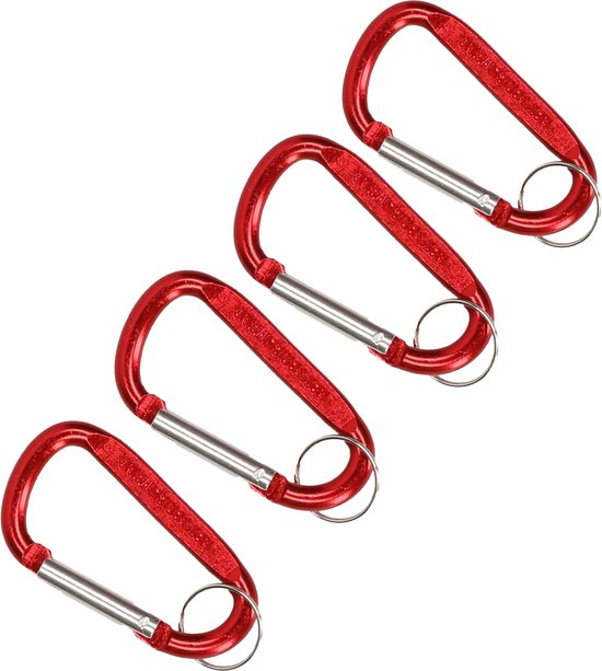 Vier rode karabijnhaken met metalen veer en ring, 8 cm lang.