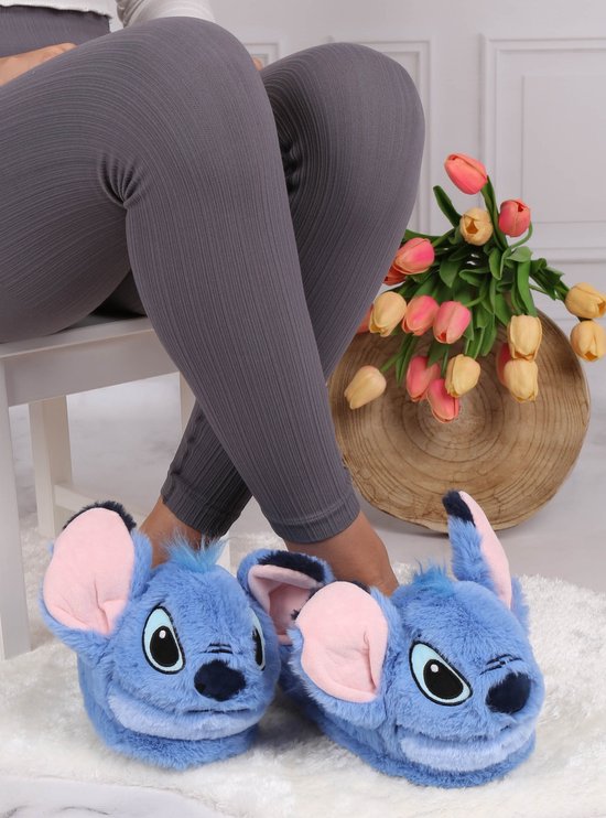 DISNEY Stitch - Chaussons 3D femme, chauds, bleus / 36-37 | bol.com