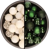 Kerstballen - 74x stuks - wol wit en donkergroen - 6 cm - kunststof