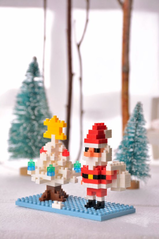 Wise Hawk® Père Noël avec nanoblock sapin de Noël - Noël - 157 Wise Hawk® Père Noël avec nanoblock sapin de Noël - Noël - 157