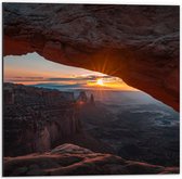 WallClassics - Dibond - Zonsondergang bij Canyonlands Nationaal Park - 50x50 cm Foto op Aluminium (Met Ophangsysteem)