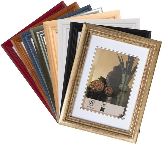 Een waaier van zeven gekleurde fotolijsten: rood, bruin, groen, beige, zwart, wit en goud.