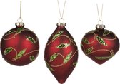 Set van 3 Rode Kerstballen Groene Glitter Hulstblaadjes decoratie - drie verschillende vormen glas