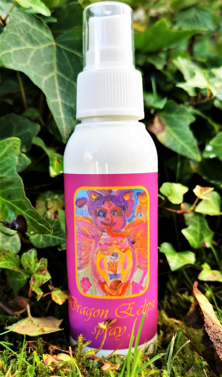 Goedkoopste Dragon Eclipse Spray - Aura Chakra Spray - In the Light of the Goddess - 100 ml