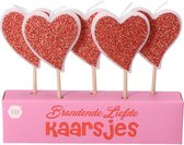 Valentijn Kaarsjes Hartjes - Kaarsjes - Glitter Hartjes - Jubileum - Valentijn - Huwelijk - Taart/cake decoratie -Geliefde verrassen - Liefde - Brandende liefde - 4 stuks - Glitter Rood.