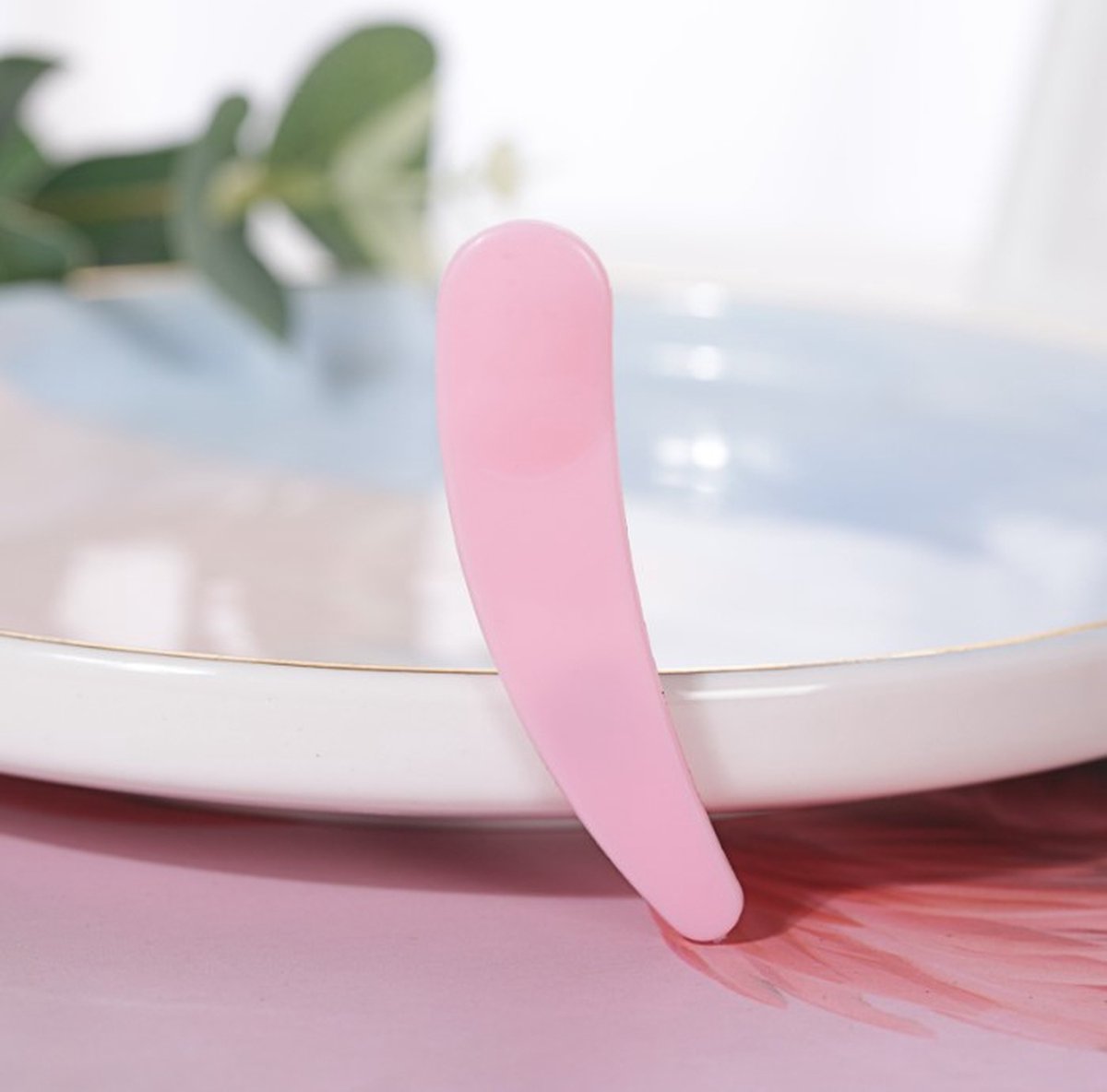 Goedkoopste 10 Stuks - Cosmetische spatels - Crème - Make up stokjes - Make up gadgets - Smeerspatels voor make up - Maskerkwast - Roze