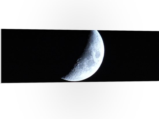 WallClassics - PVC Schuimplaat- Halve Maan in Donkere Hemel - 120x40 cm Foto op PVC Schuimplaat