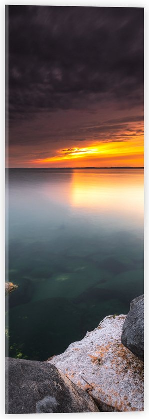WallClassics - Acrylglas - Oranje Lucht boven Meer - 20x60 cm Foto op Acrylglas (Met Ophangsysteem)