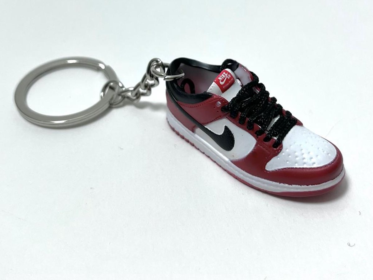ShoeBlockX SneaKeys | Sleutelhanger | Tassenhanger | Nike Dunk Chicago Red | Sneakers | Schoen | Accessoires | Cadeau