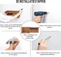 Instructies voor installatie van een houten toiletrolhouder met plank.