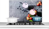 Spatscherm keuken 90x60 cm - Kookplaat achterwand Smoothie - Fruit - Aardbei - Bes - Marmer print - Muurbeschermer - Spatwand fornuis - Hoogwaardig aluminium