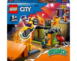 foto van LEGO City Stuntz Stuntpark - 60293