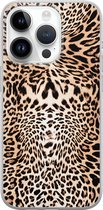 Leuke Telefoonhoesjes - Hoesje geschikt voor iPhone 14 Pro - Animal print - Soft case - TPU - Luipaardprint - Bruin