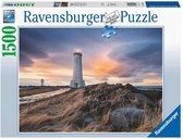 Ravensburger puzzel Prachtige Lucht Boven de Vuurtoren van Akranes IJsland - Legpuzzel - 1500 stukjes