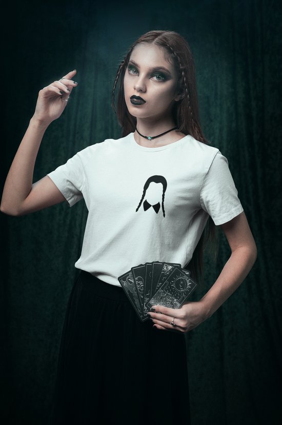 Rick & Rich - Wit T-shirt - Wednesday - The Addams Family - Gothic T-shirt - Wednesday T-shirt - Wit Wednesday T-shirt - Wit T-shirt maat XS - T-shirt met ronde hals - Wednesday Addams - Pigtails