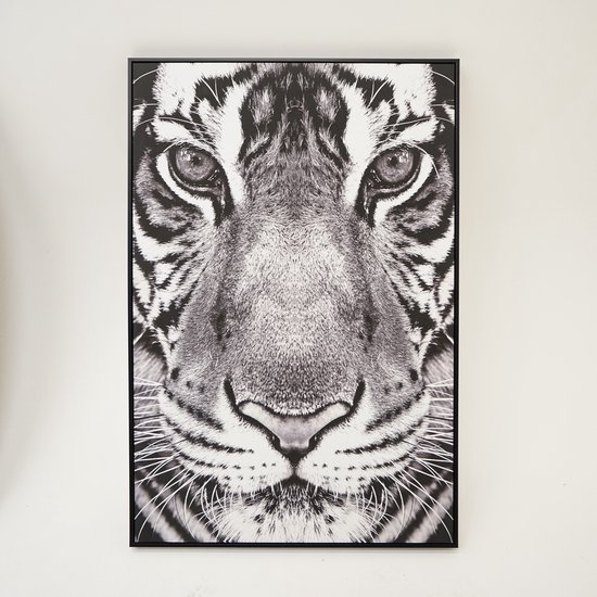 Canvas tiger