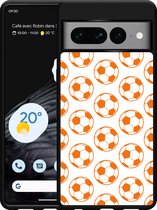 Google Pixel 7 Pro Hardcase hoesje Orange Soccer Balls - Designed by Cazy