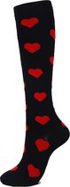 Compressiekousen dagelijks gebruik - Compressie sokken dames - Hartjes rood - Maat 41-43 L/XL