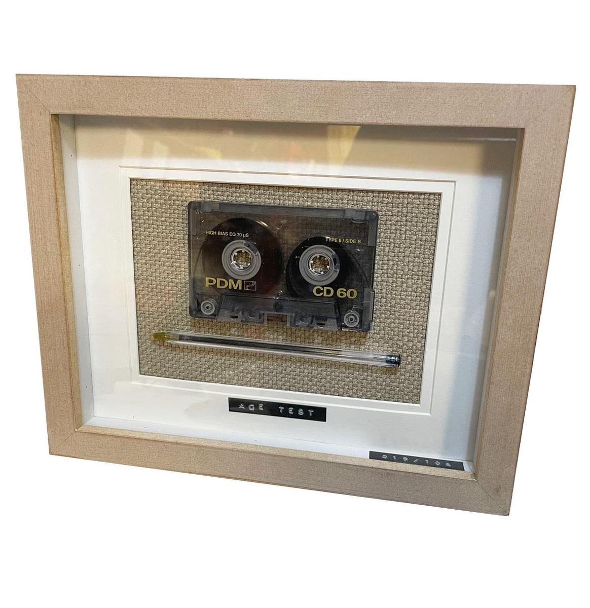 Afbeelding van product Leeftijd Test Cassette En Bic Pen In Lijst - Limited Edition  - Various