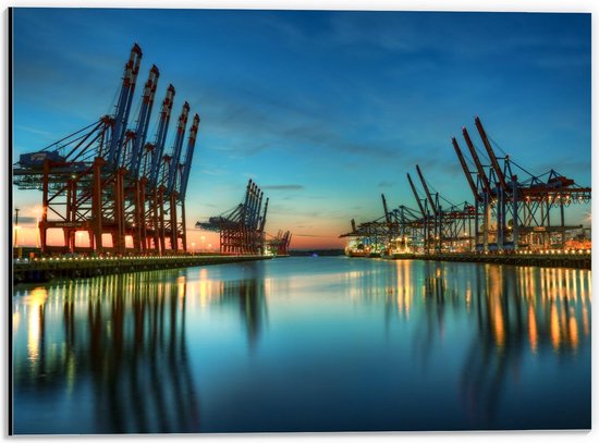 Dibond - Containerterminals in de Avond  - 40x30cm Foto op Aluminium (Met Ophangsysteem)