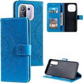 voor xiaomi mi 11 pro totem bloem reliëf horizontale flip tpu + pu lederen tas met houder en kaartsleuven en portemonnee (blauw)