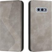 Voor Samsung Galaxy S10e Skin Feel Magnetisch S-type Effen Kleur Horizontale Flip Lederen Case met Houder & Kaartsleuf & Portemonnee (Grijs)