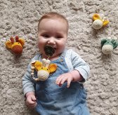 Speenkoord met naam en knuffel giraffe